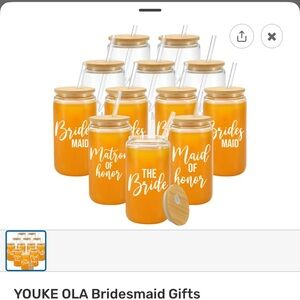 Bridesmaid Gifts - For Dtinks glass Mason Jars with glass straws! Lovely